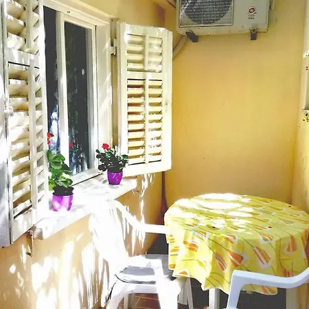 Greys Apartmán
